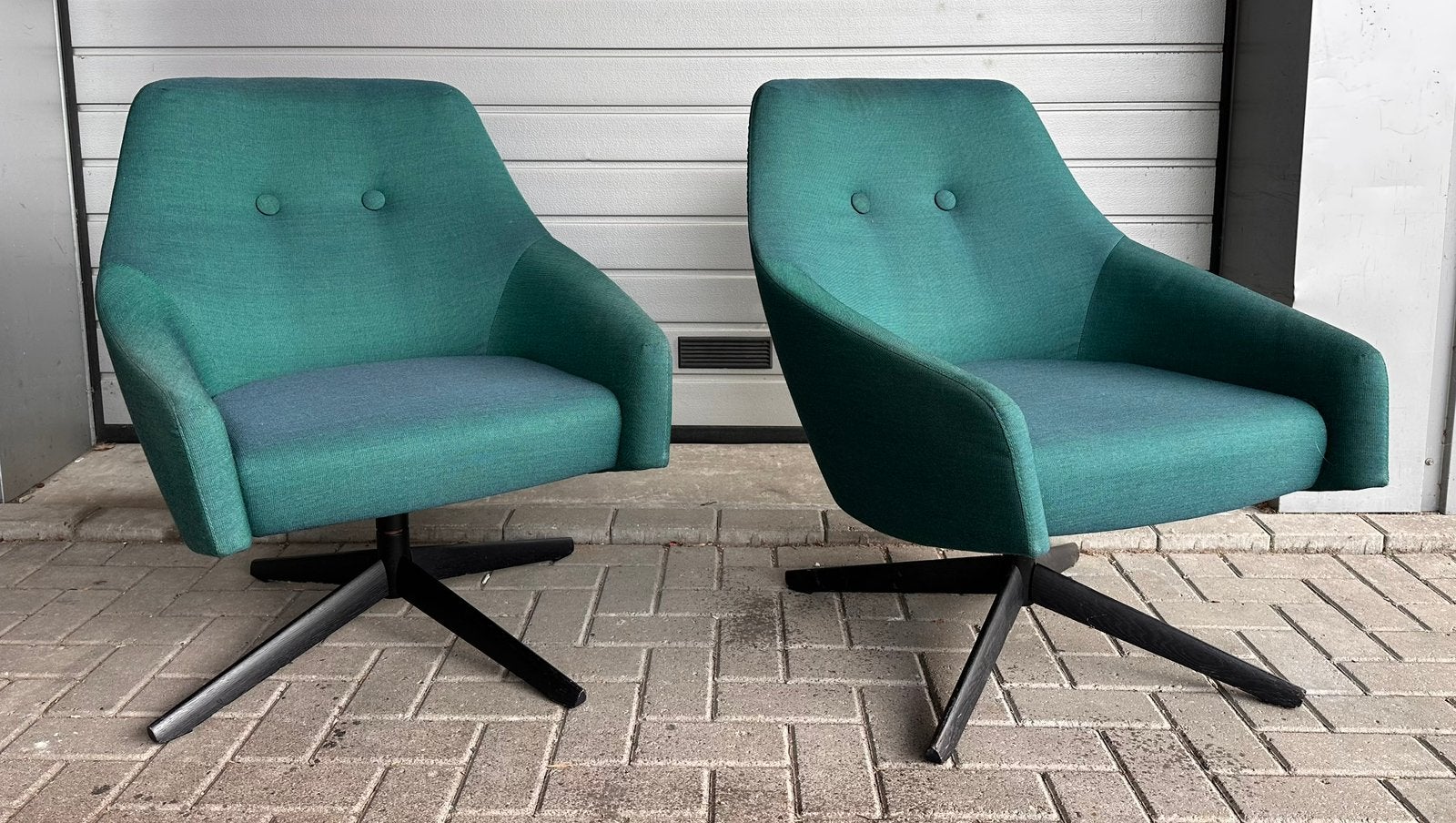 2 Montis Puk Low design fauteuils, Ophalen, 75 tot 100 cm, Zo goed als nieuw, Stof