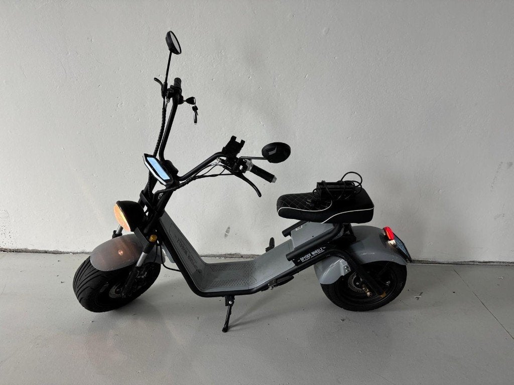Spyder Wheelz E-Chopper 2021 | 289-734 km | 1, 2 of 3 stuks, Elektrisch, Zo goed als nieuw, Ophalen, Overige merken