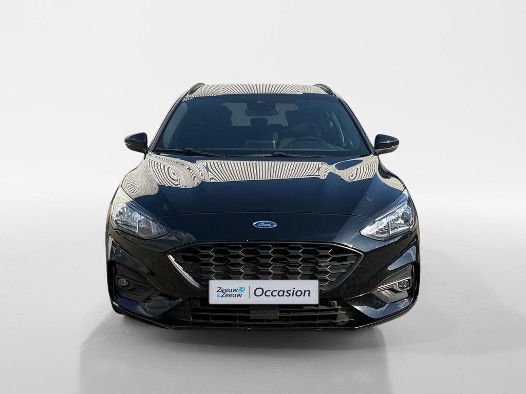 Ford Focus Wagon 1.0 EcoBoost ST-Line Automaat | Winterpack, 12 maanden, Gebruikt, Zwart, 1331 kg