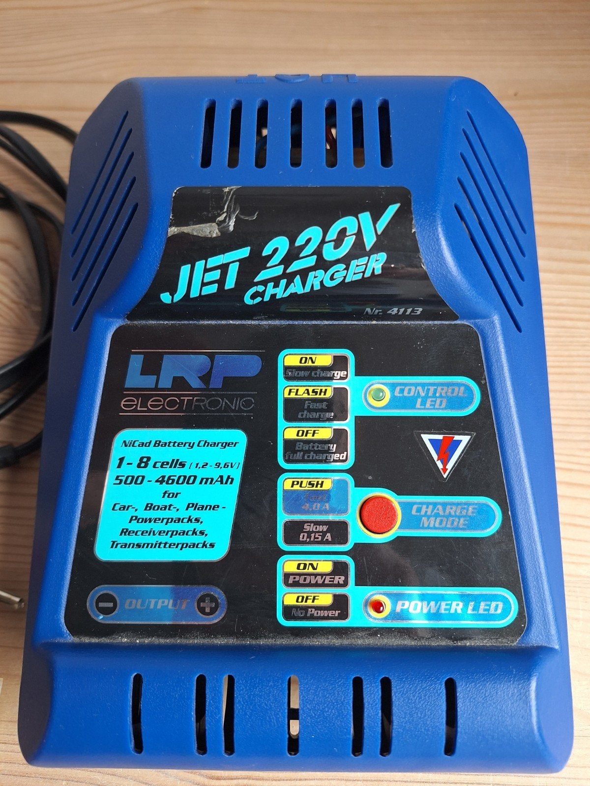 LRP jet charger voor NiCad accupacks, Ophalen of Verzenden, Overige schalen, Onderdeel