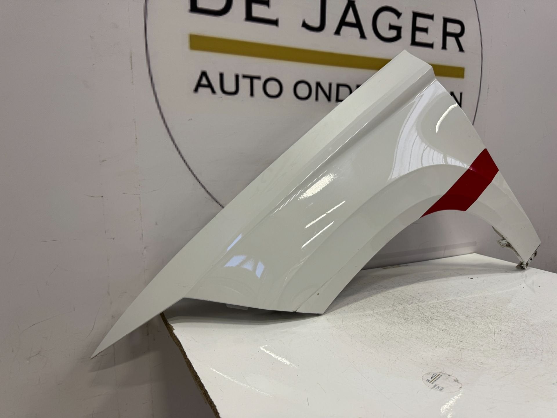 SEAT ATECA 575 VOORSCHERM ZIJSCHERM LINKS VOOR, Gebruikt, Autovia A-2, Km 585 585
08760  Martorell, ES, Voor, Ophalen of Verzenden