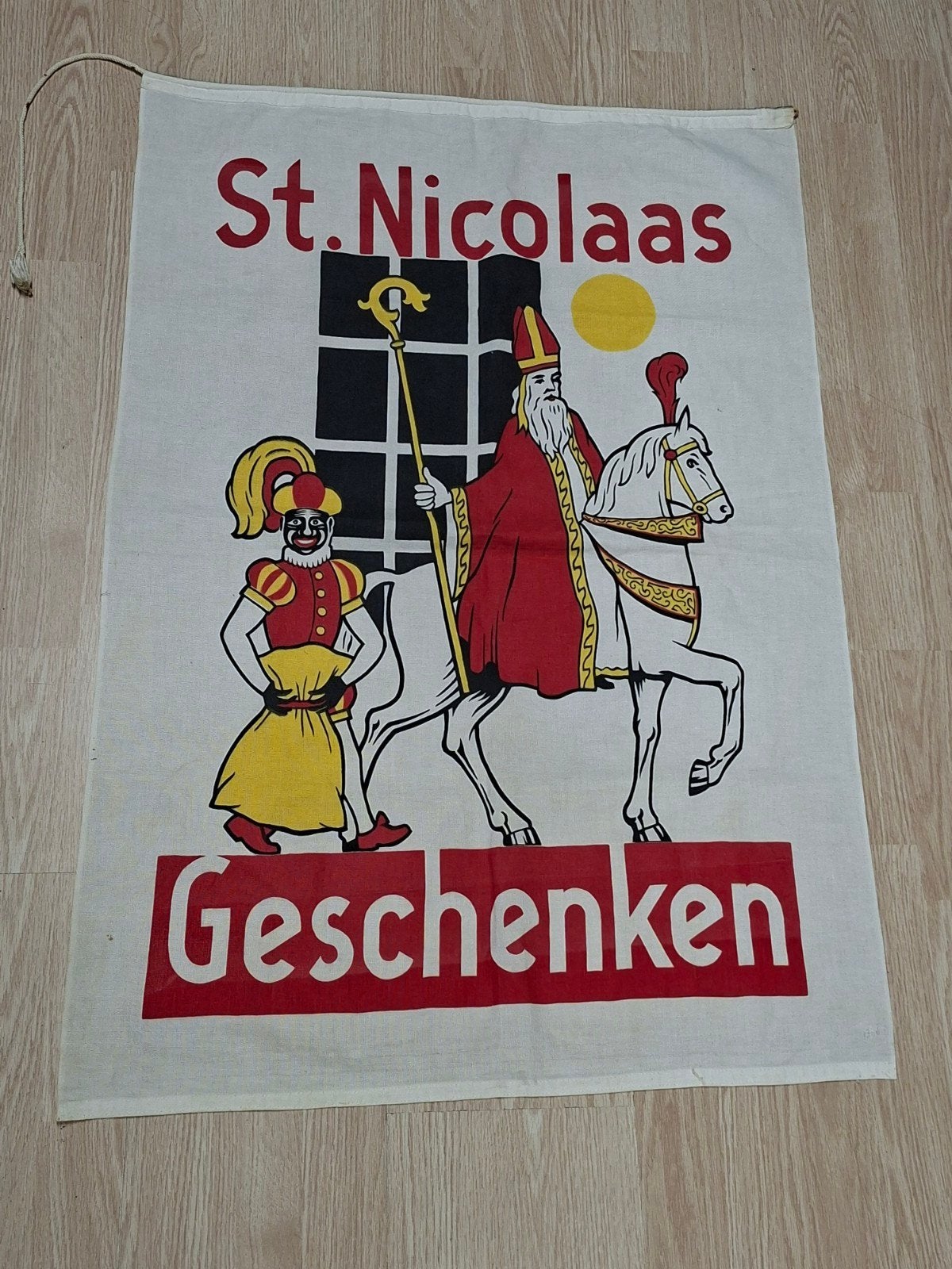 Vintage Sinterklaas Promotievlag - DVC, Ophalen of Verzenden, Gebruikt