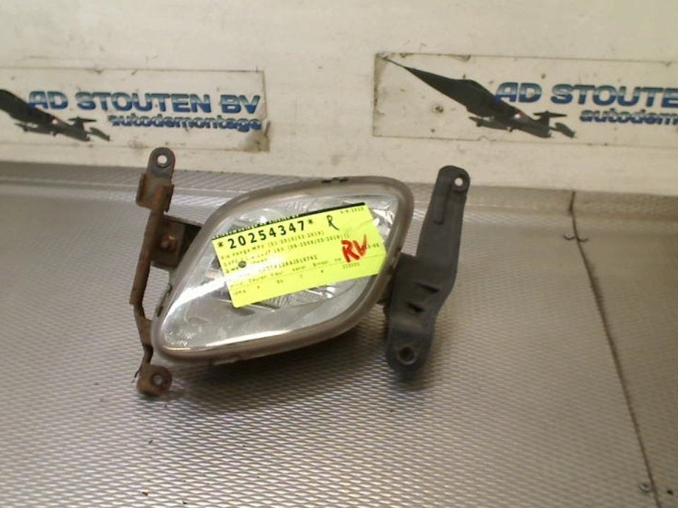 Mistlamp Rechts Voor Kia Venga (2010-02/2019-03), Auto-onderdelen, Info@kia.de, Kia Deutschland GmbH, Gebruikt, Theodor-Heuss-Allee 11, Frankfurt am Main 60486, , Duitsland