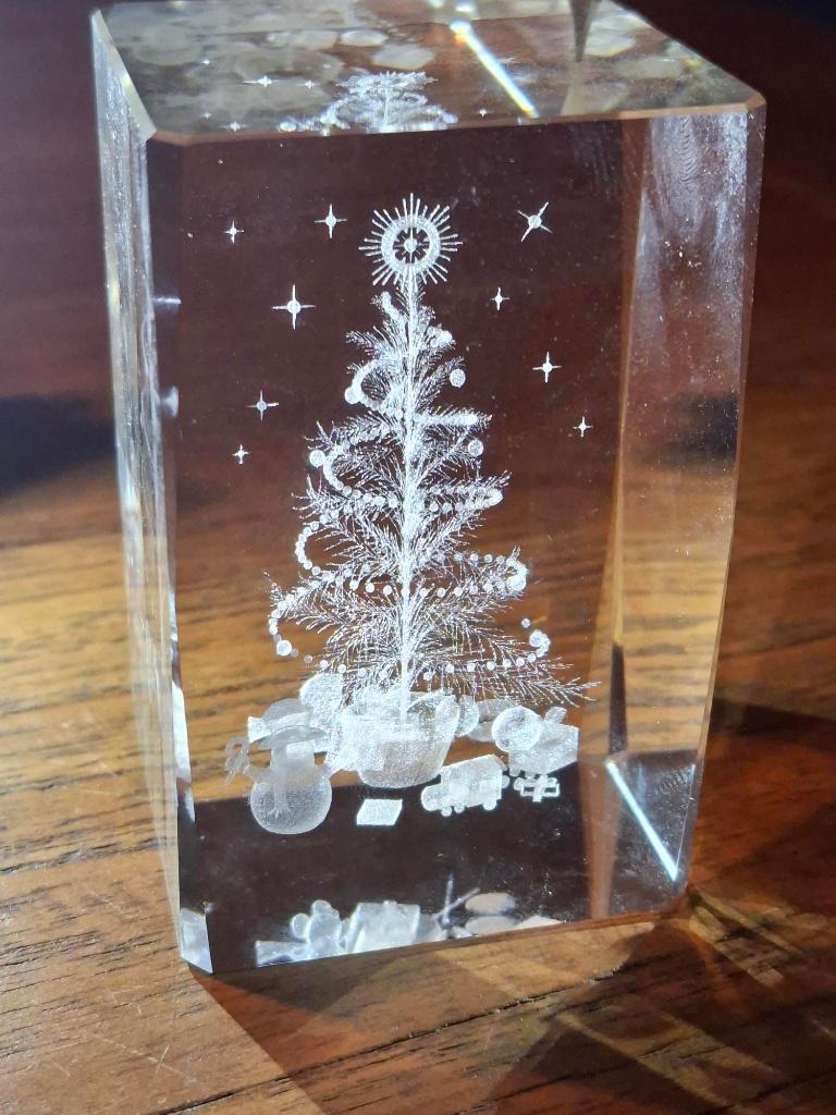 3D Lasergegraveerde Glazen Presse-papier, kerstboom, Ophalen of Verzenden, Zo goed als nieuw, Kristal, Overige typen