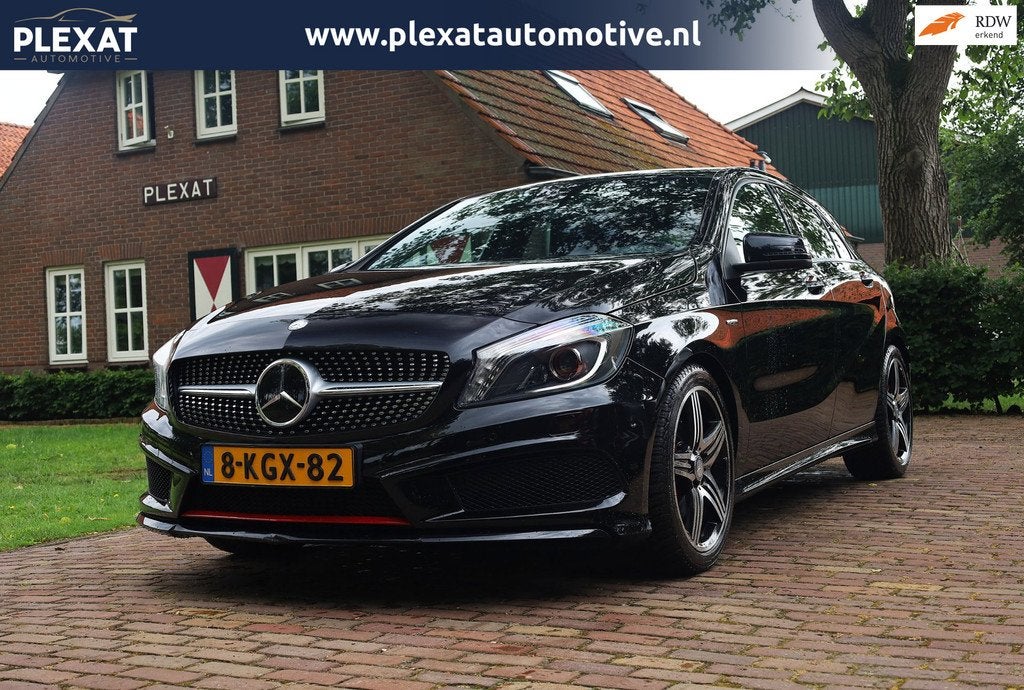 Mercedes-Benz A-klasse 250 Sport Ambition Aut. | AMG-Pakket, Auto's, Mercedes-Benz, 730 kg, Gebruikt, 4 cilinders, Zwart