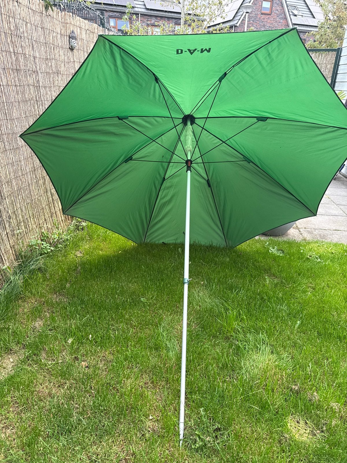 Groene D-A-M Visparaplu/parasol