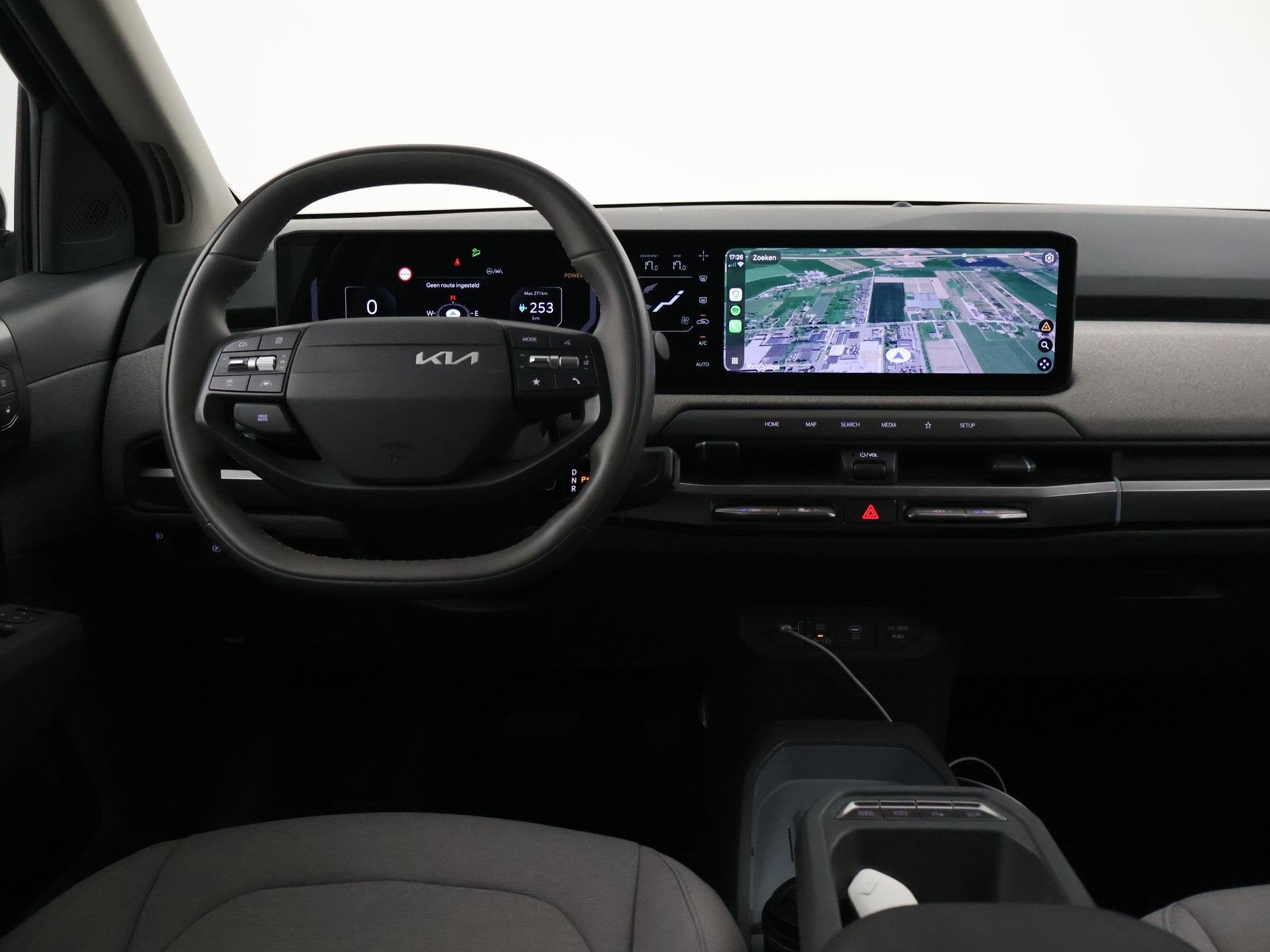 Kia EV3 Plus 58.3 kWh 204 PK + STUURVERW. | STOELVERW. | TRE, EV3, Stof, Gebruikt, 1700 kg