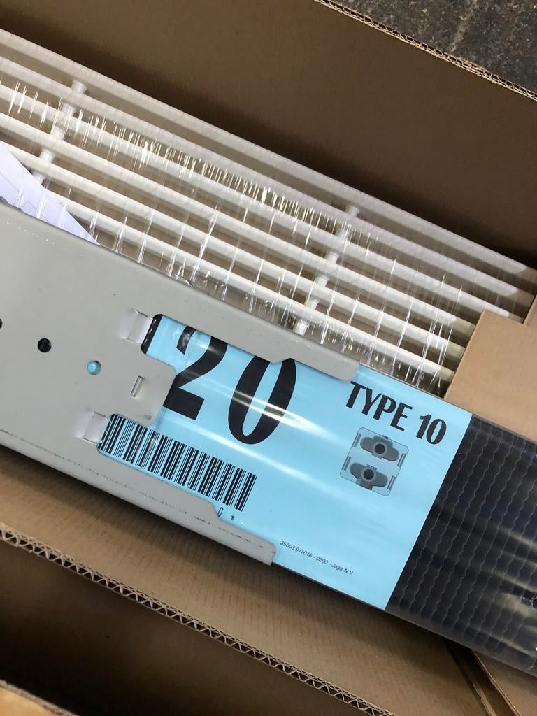 Design radiator Jago Tempo wand nieuw, Ophalen, Radiator, Minder dan 60 cm, Zo goed als nieuw