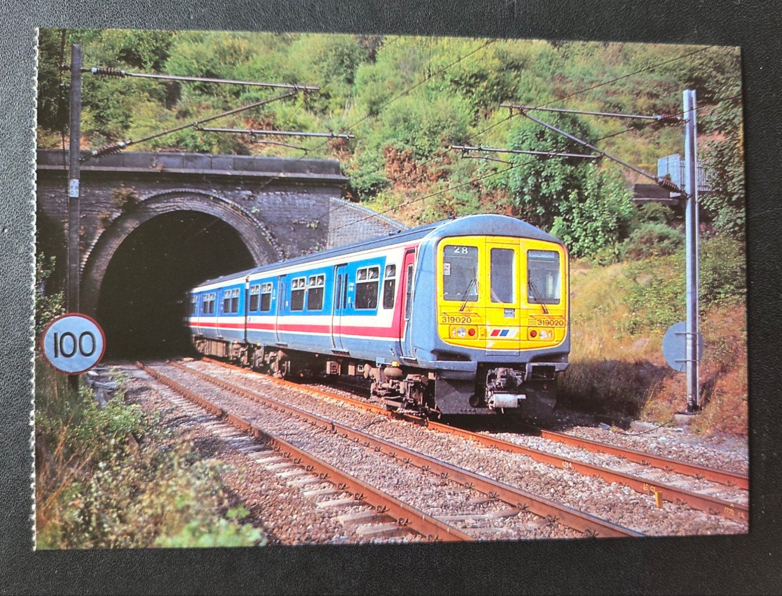 Thameslink trein op succesvolle Londen route ansichtkaart, Verzamelen, Verzenden, 1980 tot heden, Ongelopen, Voertuig