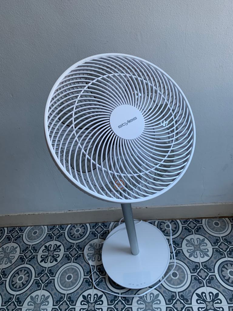 Stylies - Staande ventilator TUKAN 25W/230V 60 cm wit, Ophalen of Verzenden, Zo goed als nieuw, Statiefventilator