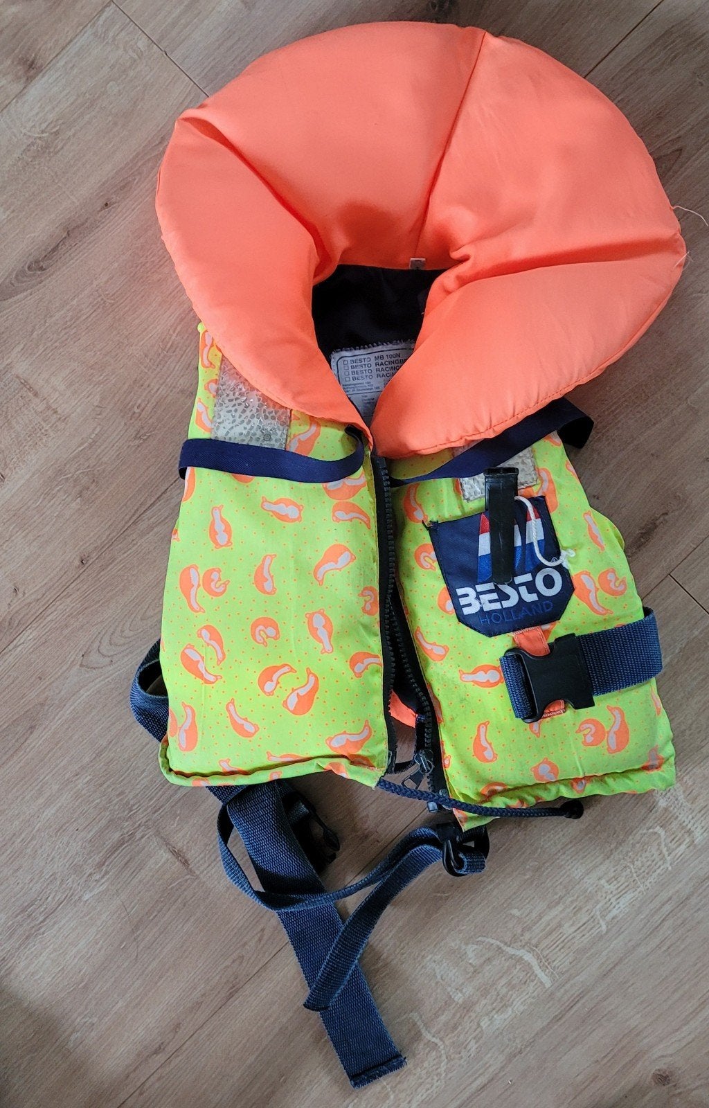 Besto Zwemvest 100N - Junior (30-40kg), Watersport en Boten, Accessoires en Onderhoud, Ophalen of Verzenden, Gebruikt, Overige typen
