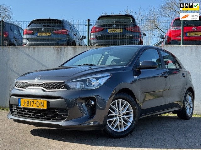 Kia Rio 1.0 TGDI DynamicLine/NAVI/CRUISE/PDC/CAMERA/NETTE AU, Auto's, Kia, Voorwielaandrijving, Gebruikt, 49 €/maand, Origineel Nederlands