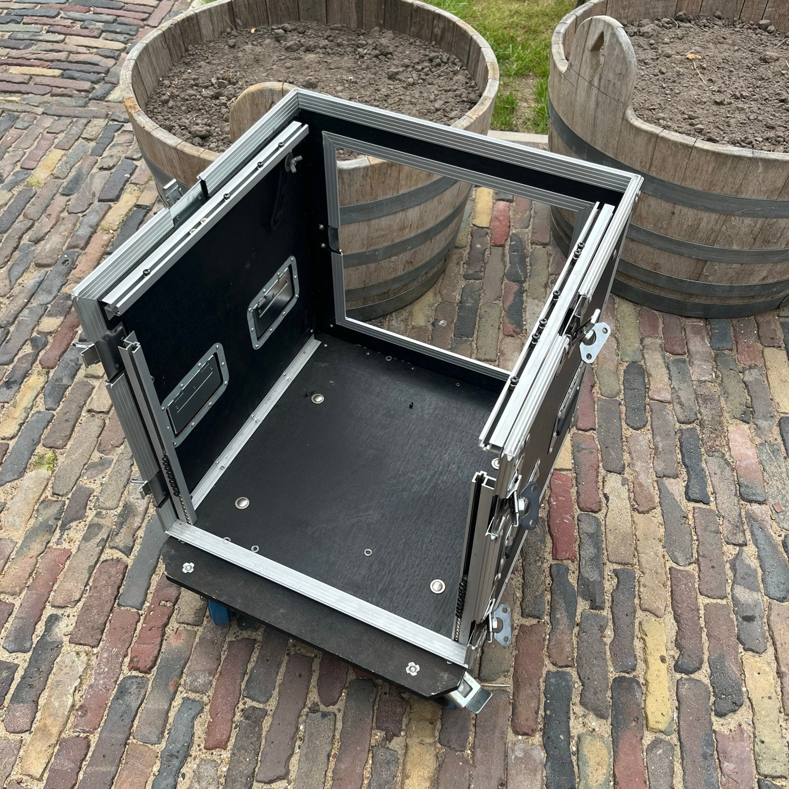 Taperack flightcase 8HE front 10HE top met wielen, Ophalen, Overige instrumenten, Flightcase, DAP