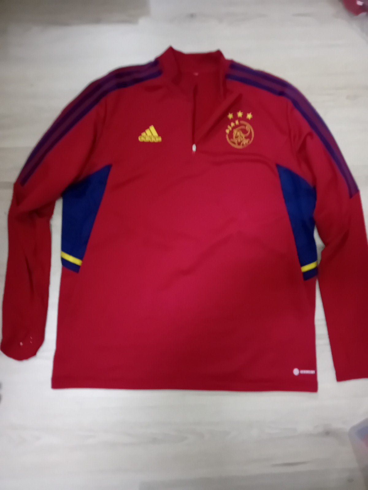 Ajax trainingsshirt rood met blauw en geel, maat L, Maat 52/54 (L), Ophalen of Verzenden, Zo goed als nieuw, Adidas