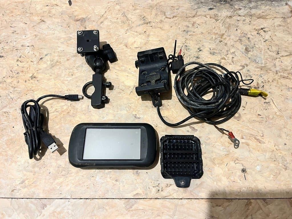 Garmin 650T + accessoires, Motoren, Ophalen of Verzenden, Gebruikt