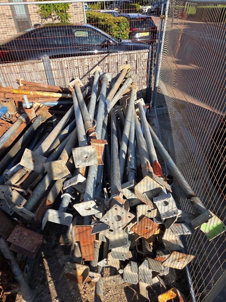 Gegalvaniseerde bouwstempels / schroefstempels 210–360 cm, Ophalen, Gebruikt, Overige typen, 2 tot 5 meter