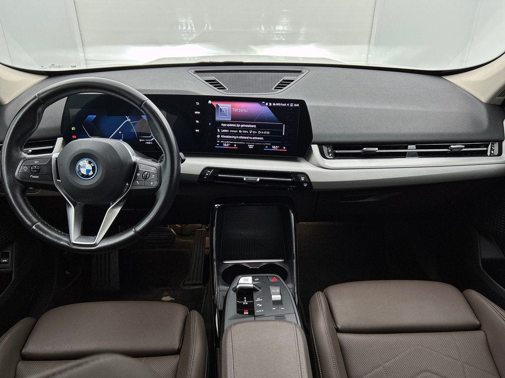 BMW IX1 XDrive30 Launch Edition 67 kWh. SoH 97% (NL-auto, 1e, Auto's, BMW, Automaat, Gebruikt, 33 min, Wit