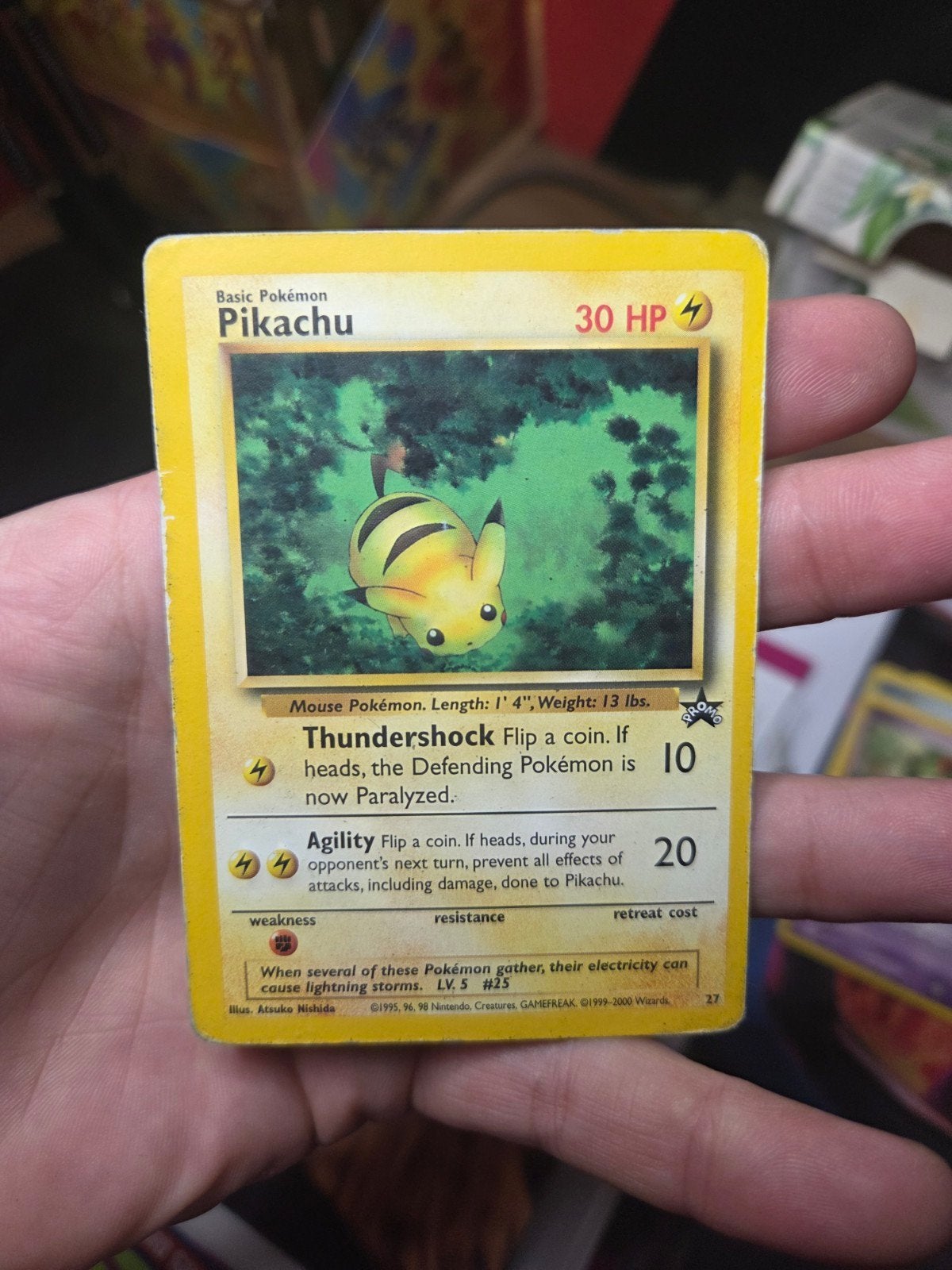 Bumbelbee Pikachu 27 Black Star Promo Wotc Played, Ophalen of Verzenden, Gebruikt, Losse kaart