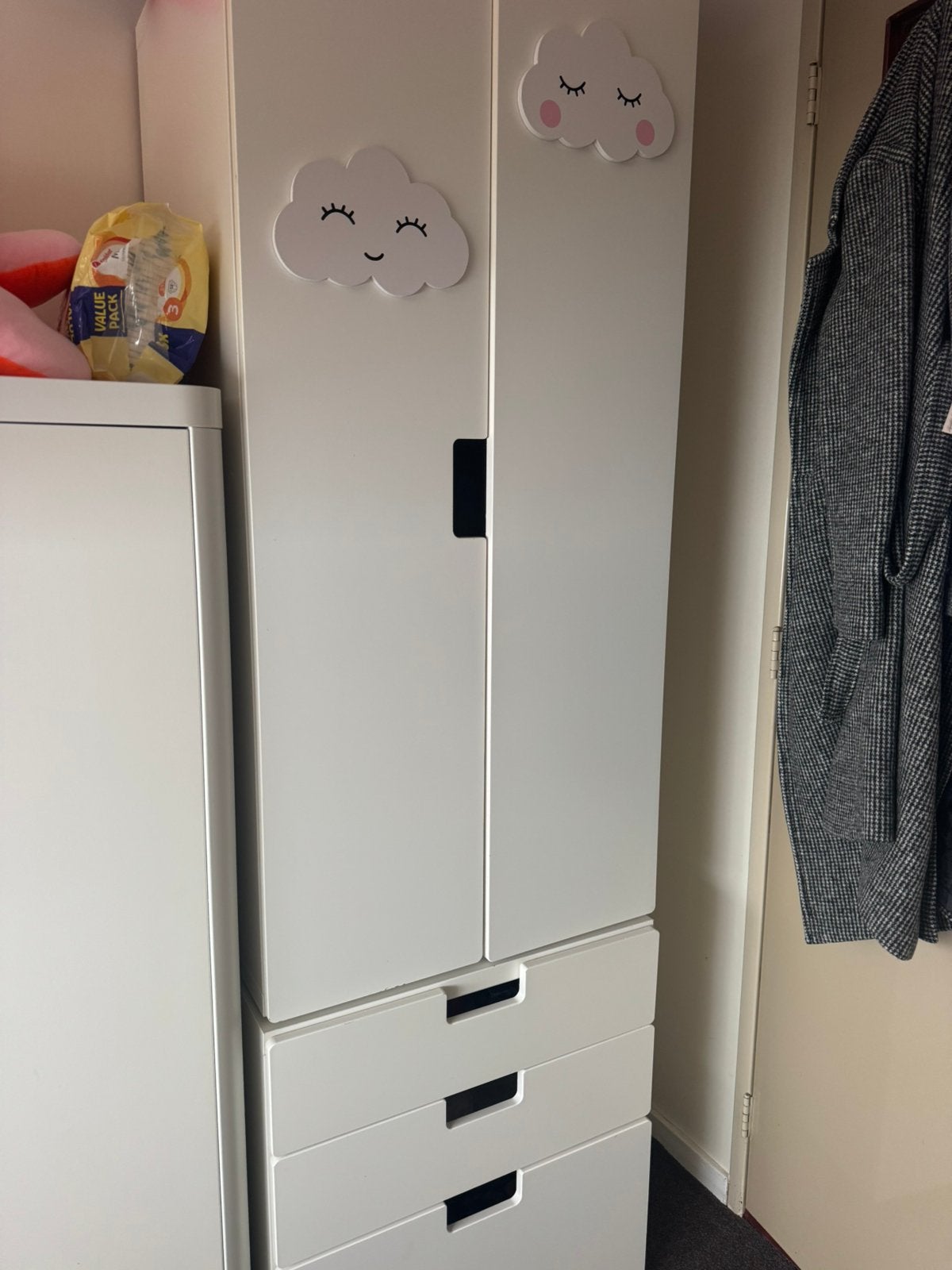 Kleding kast, Ophalen, Zo goed als nieuw