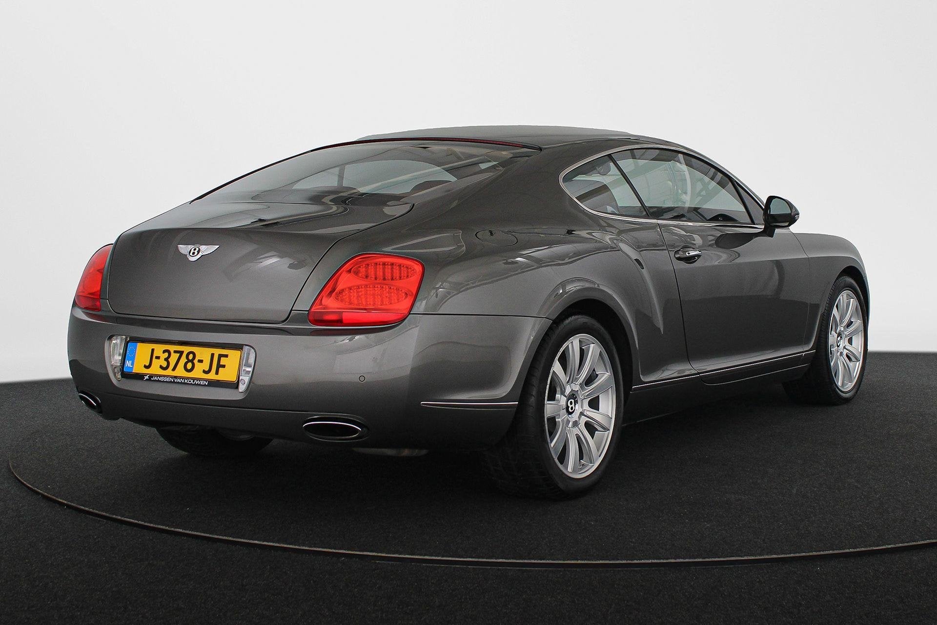 Bentley Continental GT 6.0 W12 Officieel Bentley Certificaat, Achterwielaandrijving, Gebruikt, Automatische klimaatregeling, 12 cilinders