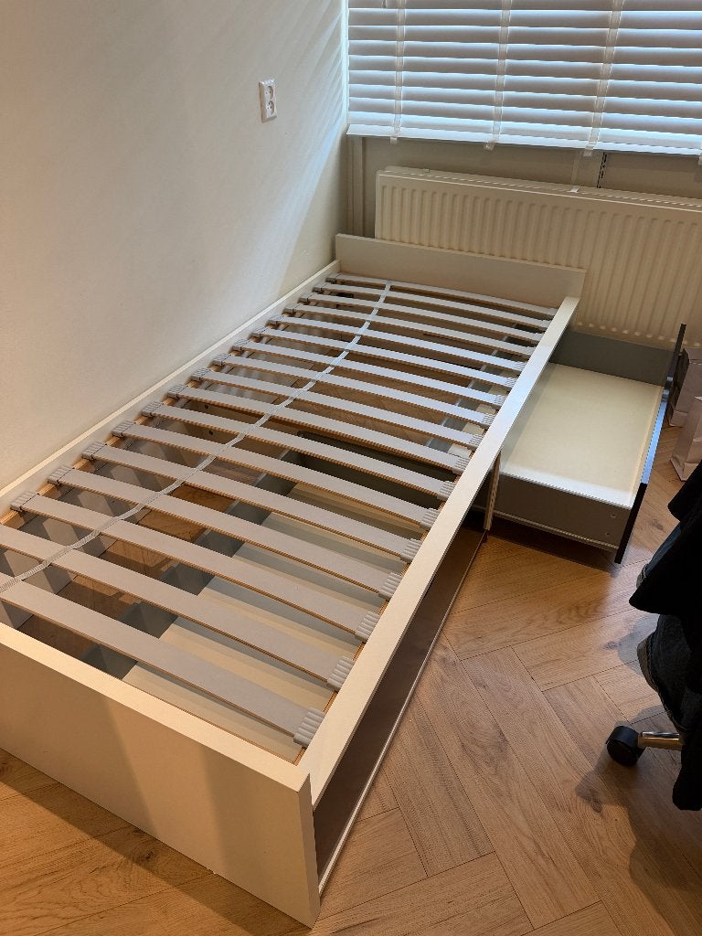 Bed + Gratis Matras, Ophalen, Gebruikt, 90 cm, Eenpersoons