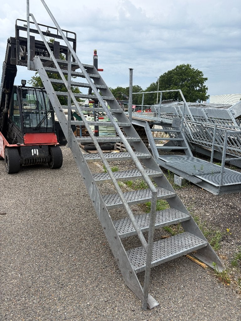 Trap gegalvaniseerd noodtrap vluchttrap brandtrap ( 431 ), Doe-het-zelf en Verbouw, Ophalen, Gebruikt, Trap, Nb