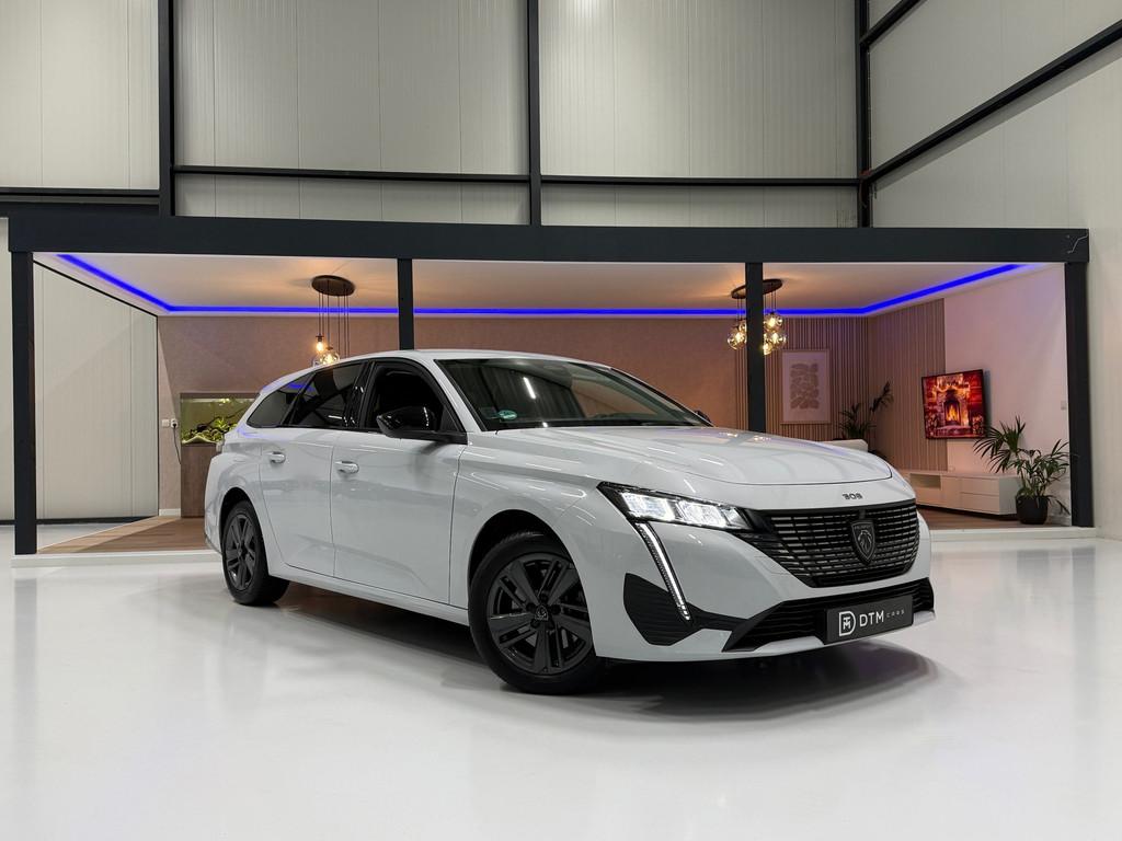 Peugeot 308 130pk Allure Trekhaak Navi, Leer Bekleding, Trek, 12 maanden, 1250 kg, 1199 cc, Leder en Stof