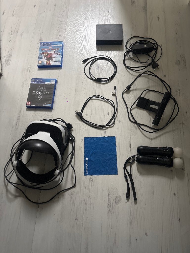 PlayStation VR bril met 2 spellen, Spelcomputers en Games, Ophalen, Gebruikt, Overige typen