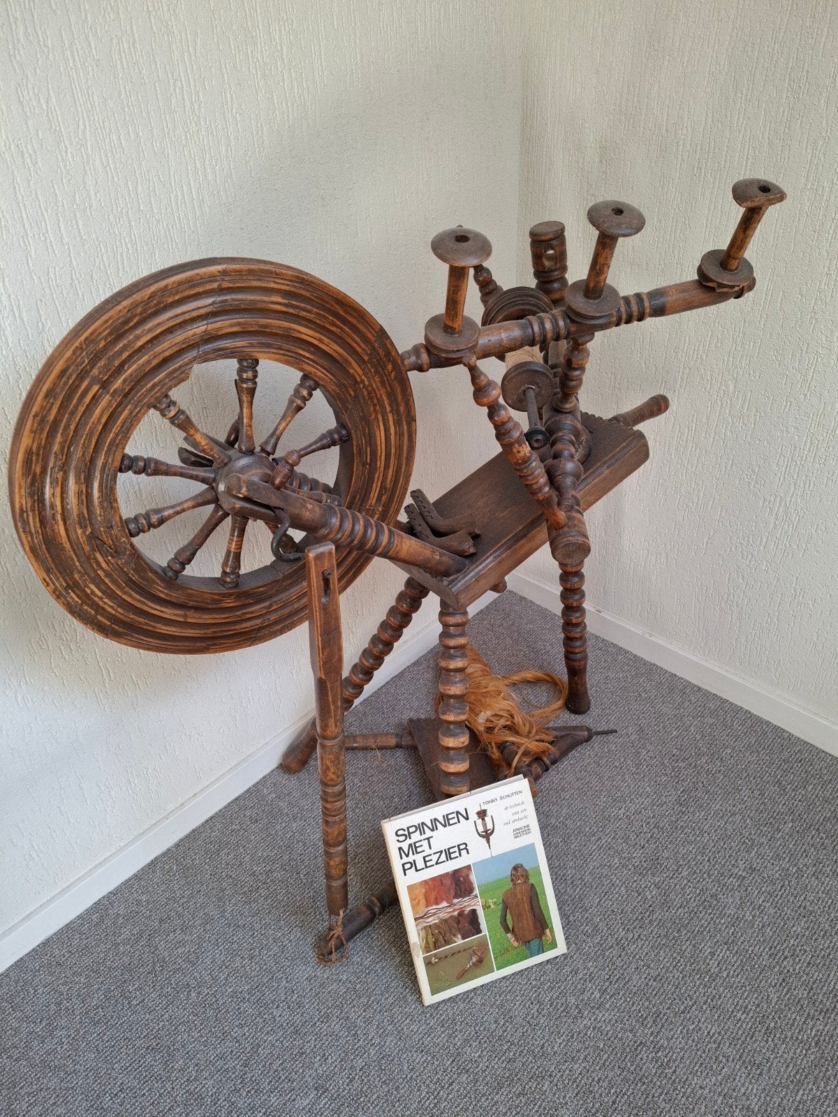 Antiek Spinnewiel - Decoratief en Functioneel, Ophalen, Gebruikt, Spinnewiel