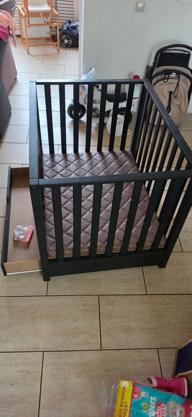 Babybox TWF zwart met matras, Kinderen en Baby's, Ophalen, Gebruikt, Rechthoekig, In hoogte verstelbaar