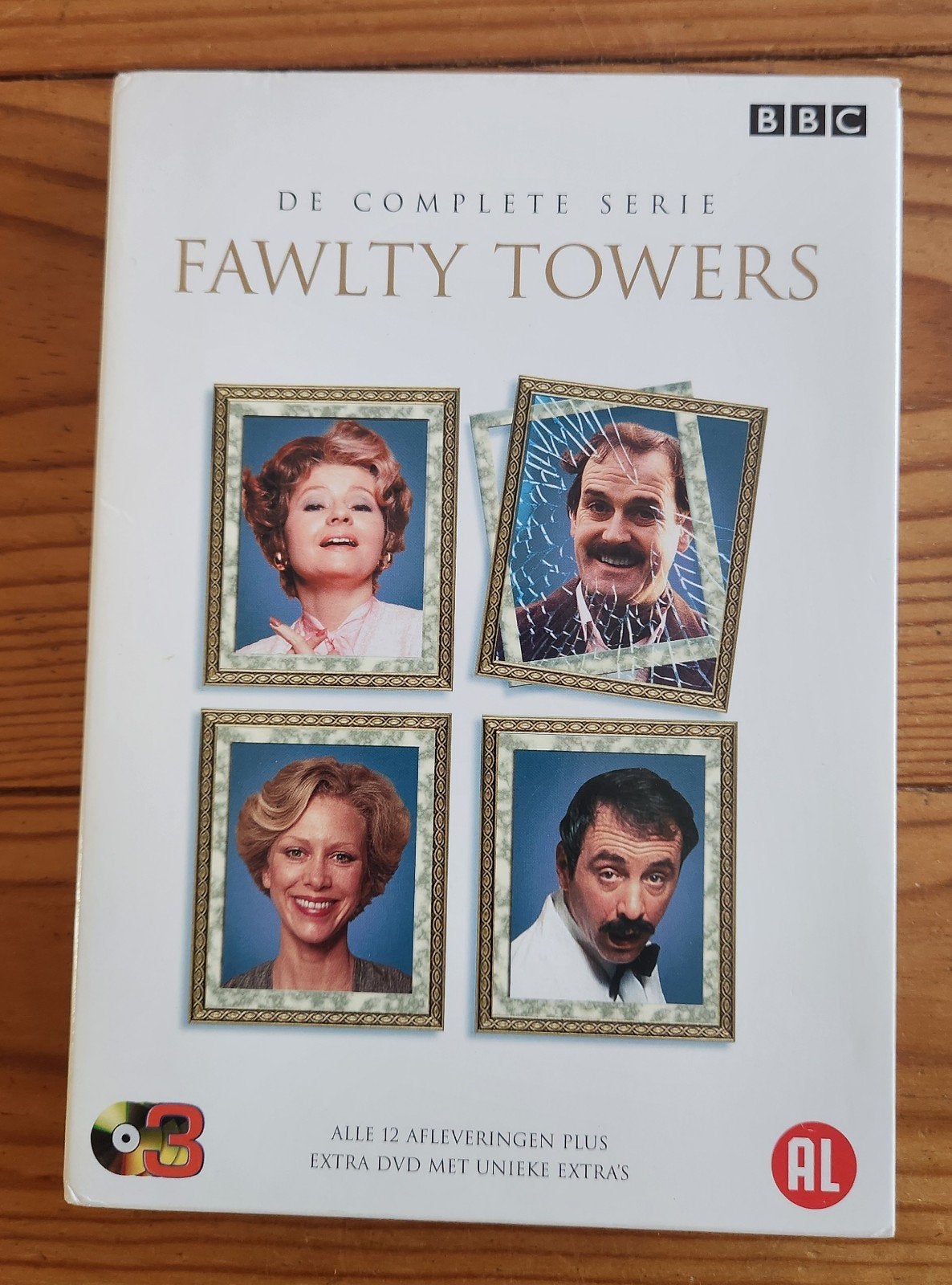 Fawlty Towers - De Complete Serie (DVD), Bonusmateriaal, Engels, Alle leeftijden, Nederlands