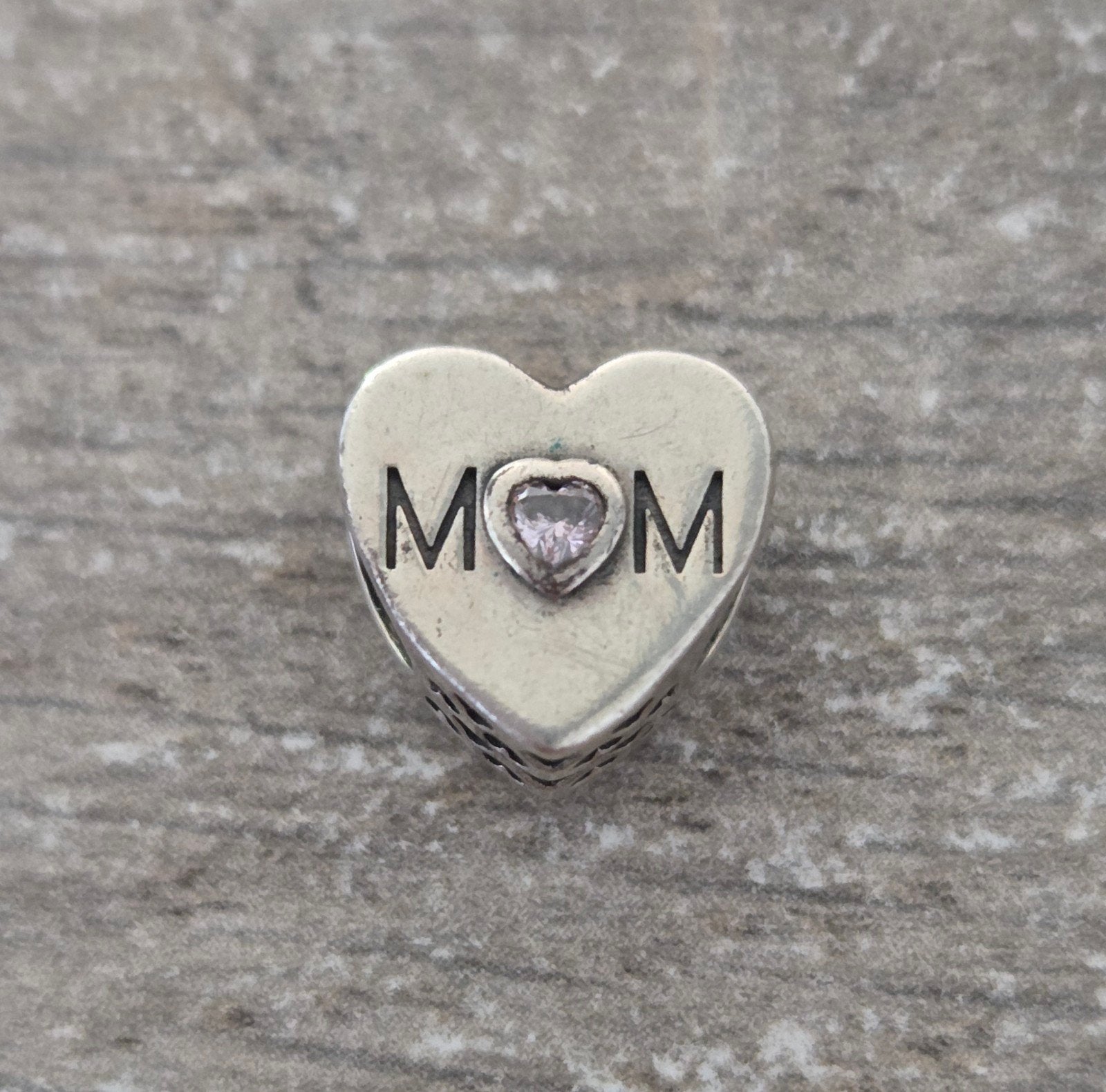 Orginele Pandora bedel hartje mom, Verzenden, Zo goed als nieuw, Zilver, Pandora