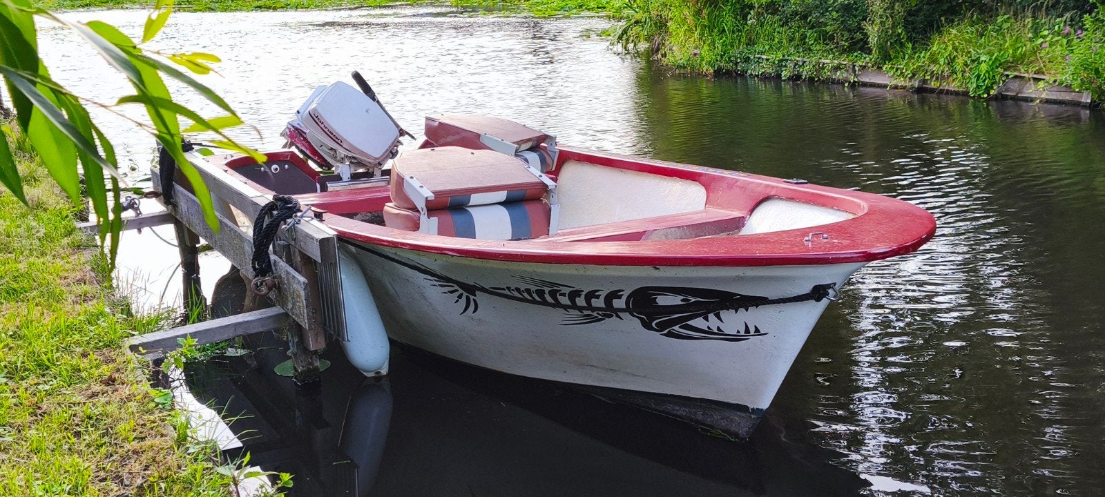 Visbootje 4,20m met 2 draaibare stoelen, Ophalen, Gebruikt, 4 m, 10 tot 30 pk