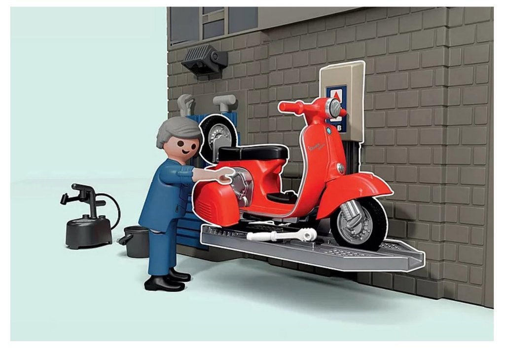 PLAYMOBIL Vespa 71620 Garage met rode Vespa 88 delig, Complete set, Voertuig, Nieuw, Ophalen of Verzenden