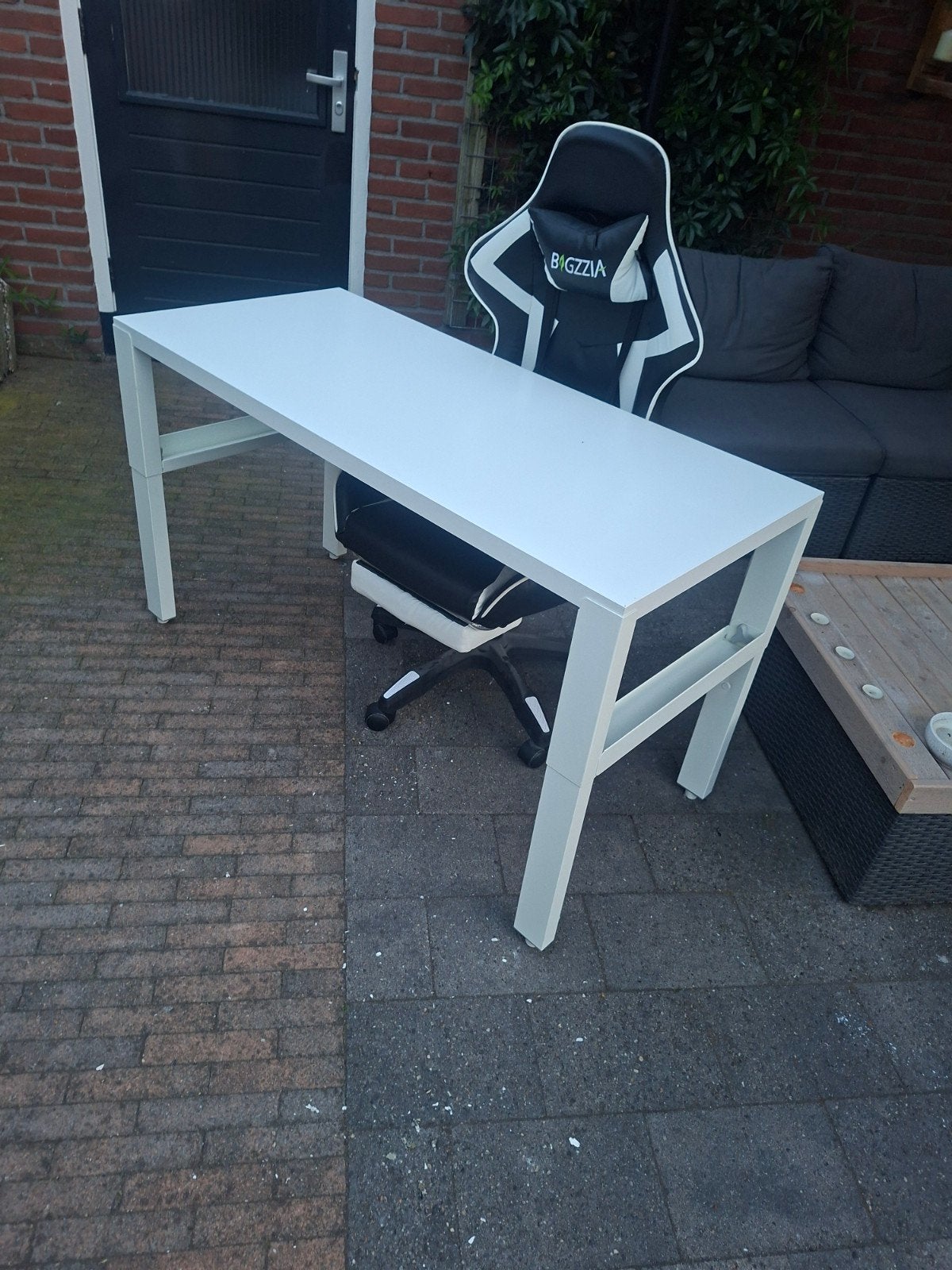 gamestoel +tafel ZGAN, Ophalen, Puzzel en Educatief, 1 speler, Zo goed als nieuw