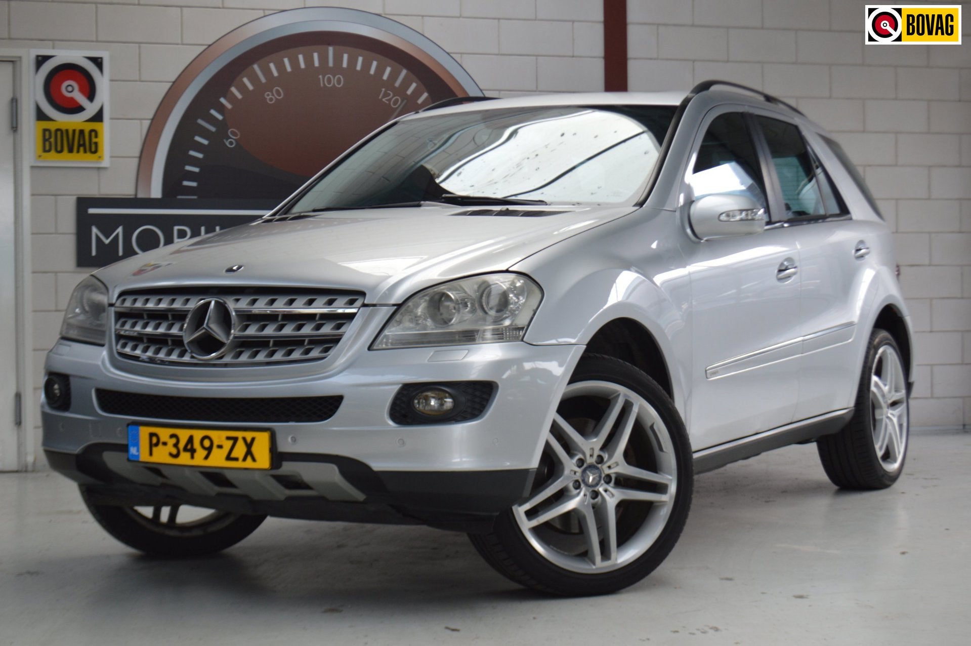 Mercedes-Benz M-klasse 500 V8 AIRMATIC, XENON, SCHUIFDAK, ST, Auto's, Mercedes-Benz, Automaat, Gebruikt, Automatische klimaatregeling