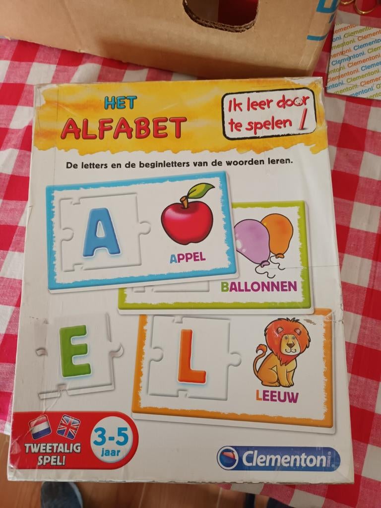 4 leuke leerzame kinderspel/puzzels - Clementoni Alfabet, Ophalen of Verzenden, Gebruikt, Taal en Lezen