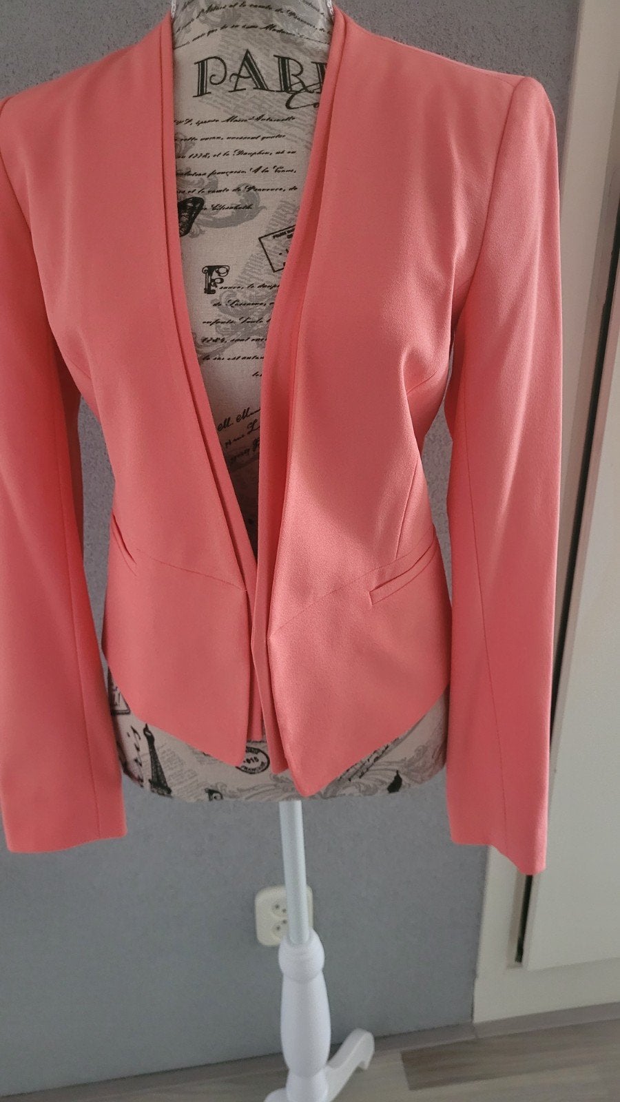 Koraalrood jasje van Atmosphere, maat 34 (XS), Kleding | Dames, Atmosphere, Overige kleuren, Ophalen of Verzenden, Zo goed als nieuw