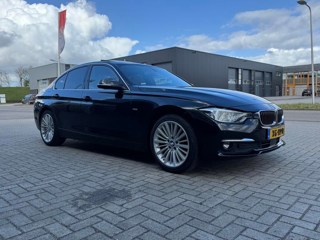 BMW 3-Serie 320i Luxury Edition / schuifdak/ leader, Auto's, 1998 cc, Achterwielaandrijving, 1800 kg, 4 cilinders