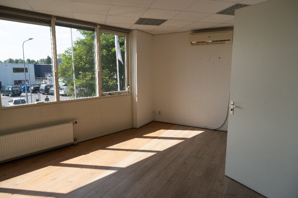 Kantoorruimte te huur in Groningen met studio/vergaderruimte, Audio, Tv en Foto, Fotografie | Fotostudio en Toebehoren, Ophalen