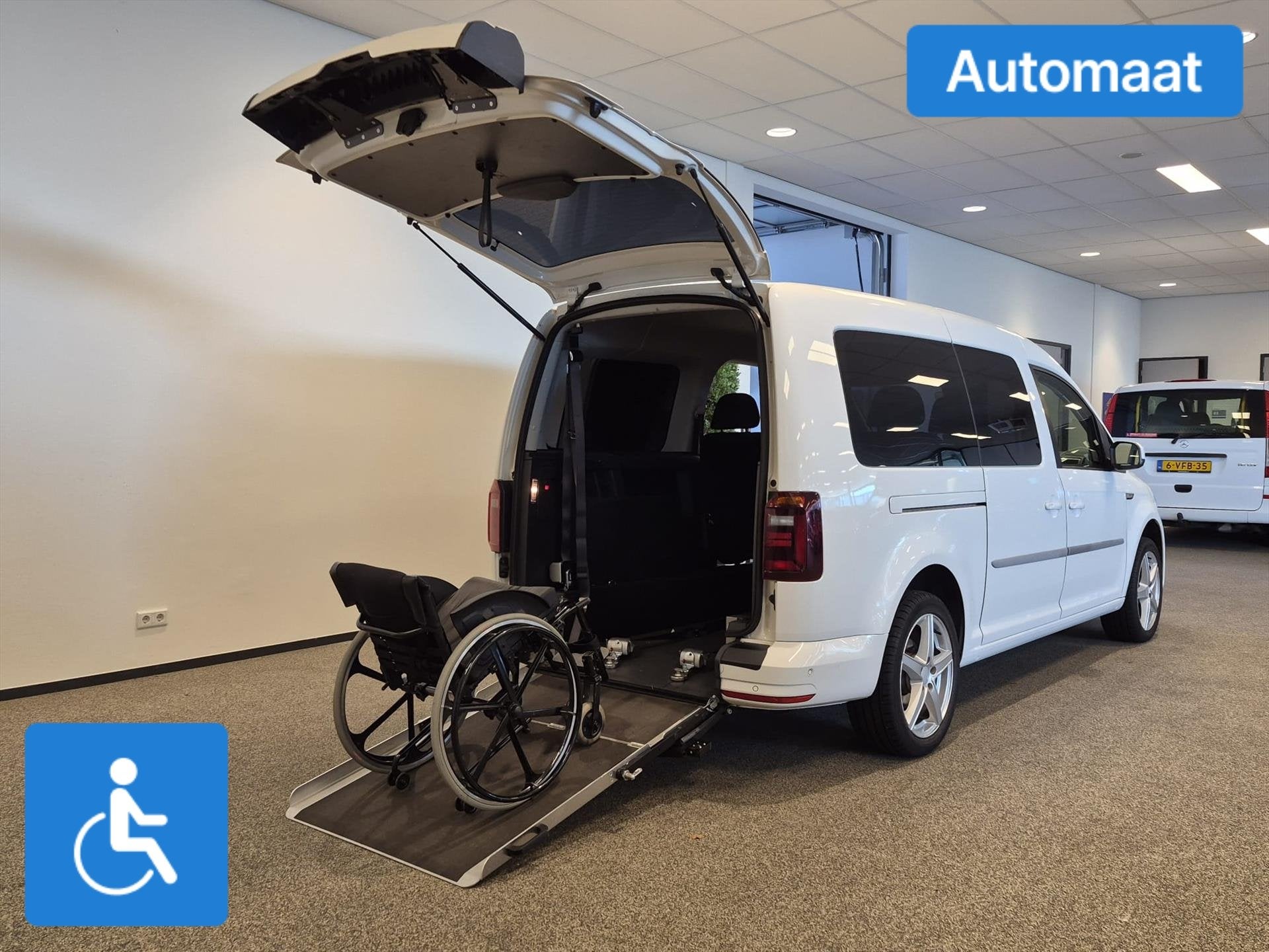 Volkswagen Caddy Maxi Rolstoelauto Automaat 5+1 (150cm lang, 12 maanden, Stof, Gebruikt, Euro 6