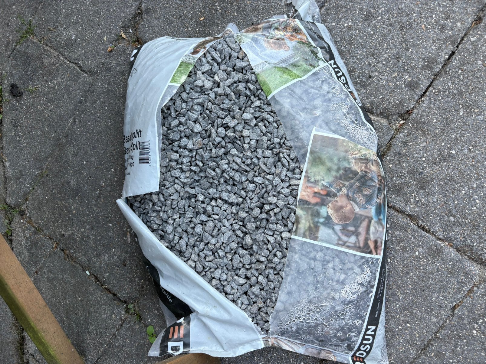 20 kg basalt split 8/11 mm, Tuin en Terras, Grind, Keien en Split, Ophalen, Antraciet, Zo goed als nieuw, Split