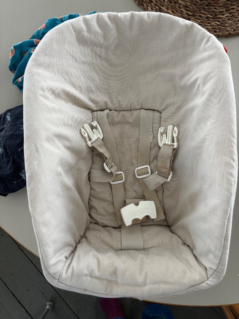 Tripp Trapp baby inzet, Ophalen, Gebruikt, Meegroeistoel, Gordel(s)