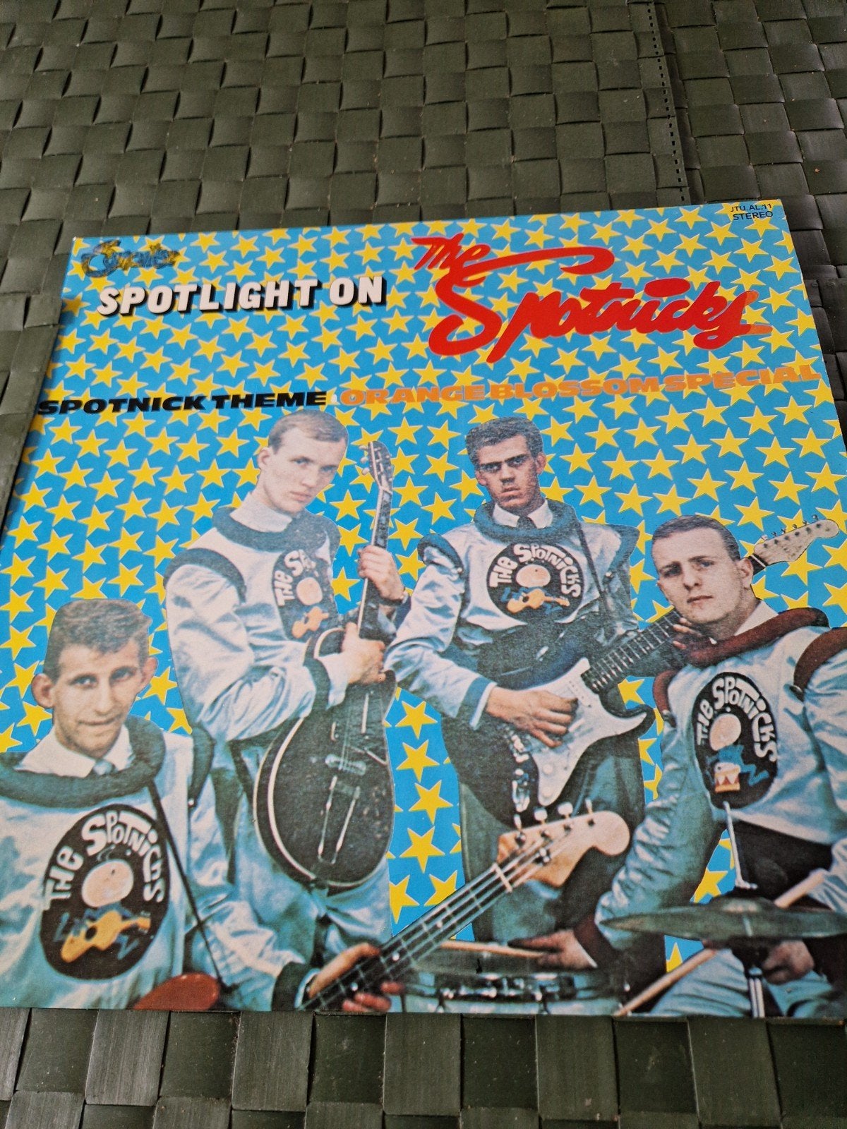 The Spotnicks - Spotlight On The Spotnicks LP, Cd's en Dvd's, Vinyl | Pop, Gebruikt, 12 inch, Ophalen of Verzenden