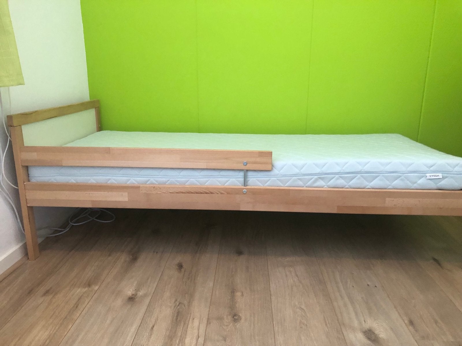 Moet snel weg IKEA kinderbed met matras en lattenbodem, Ophalen, Gebruikt, 70 tot 85 cm, Lattenbodem