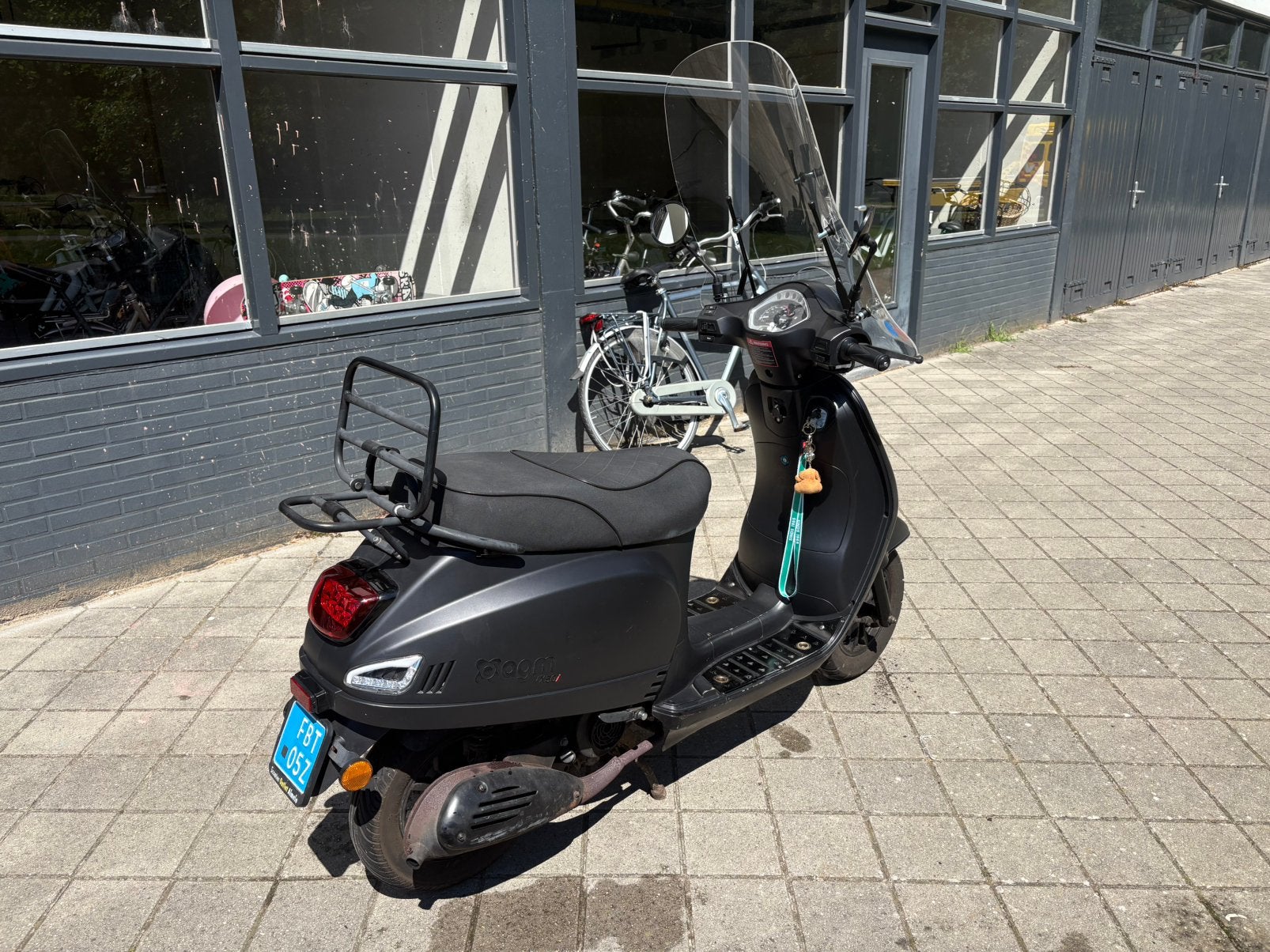 AGM Vx50S, Zo goed als nieuw, Benzine, Ophalen, Overige merken