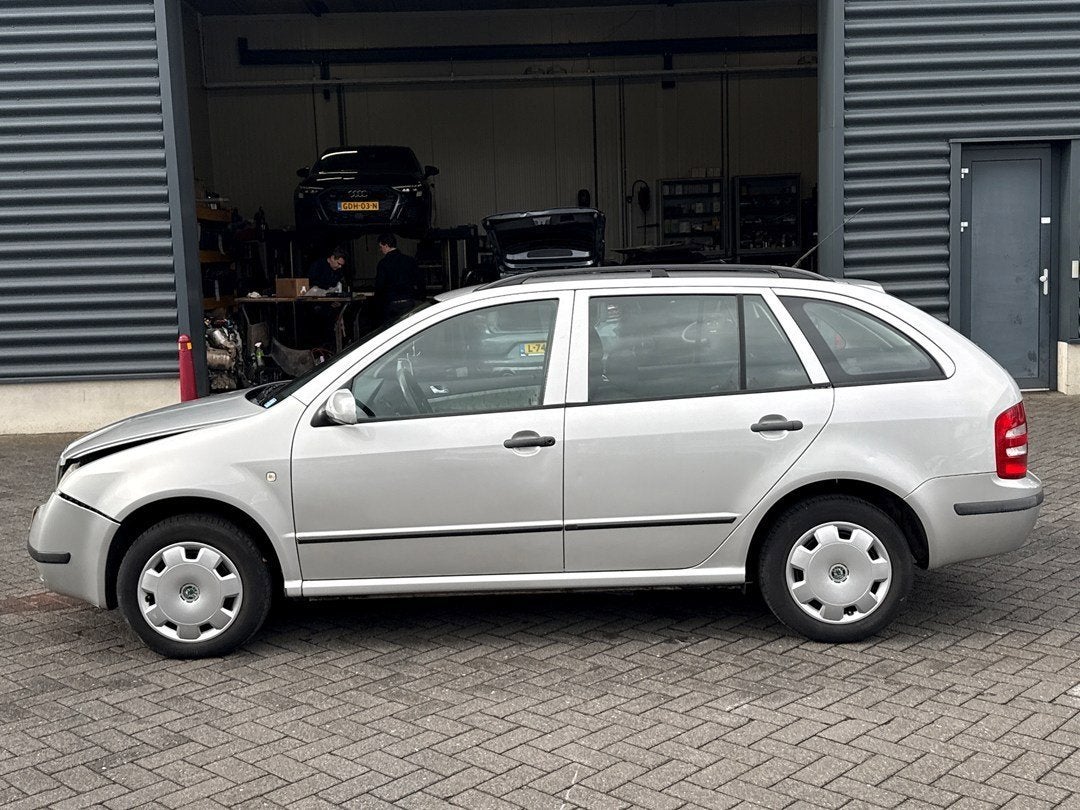 Skoda Fabia Combi 1.4-16V Comfort automaat, Auto's, 450 kg, Gebruikt, 4 cilinders, Startonderbreker