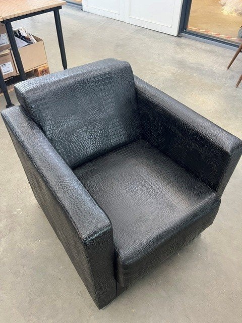 4x Moderne fauteuils leerlook, Ophalen, Overige materialen, Zwart, Zo goed als nieuw