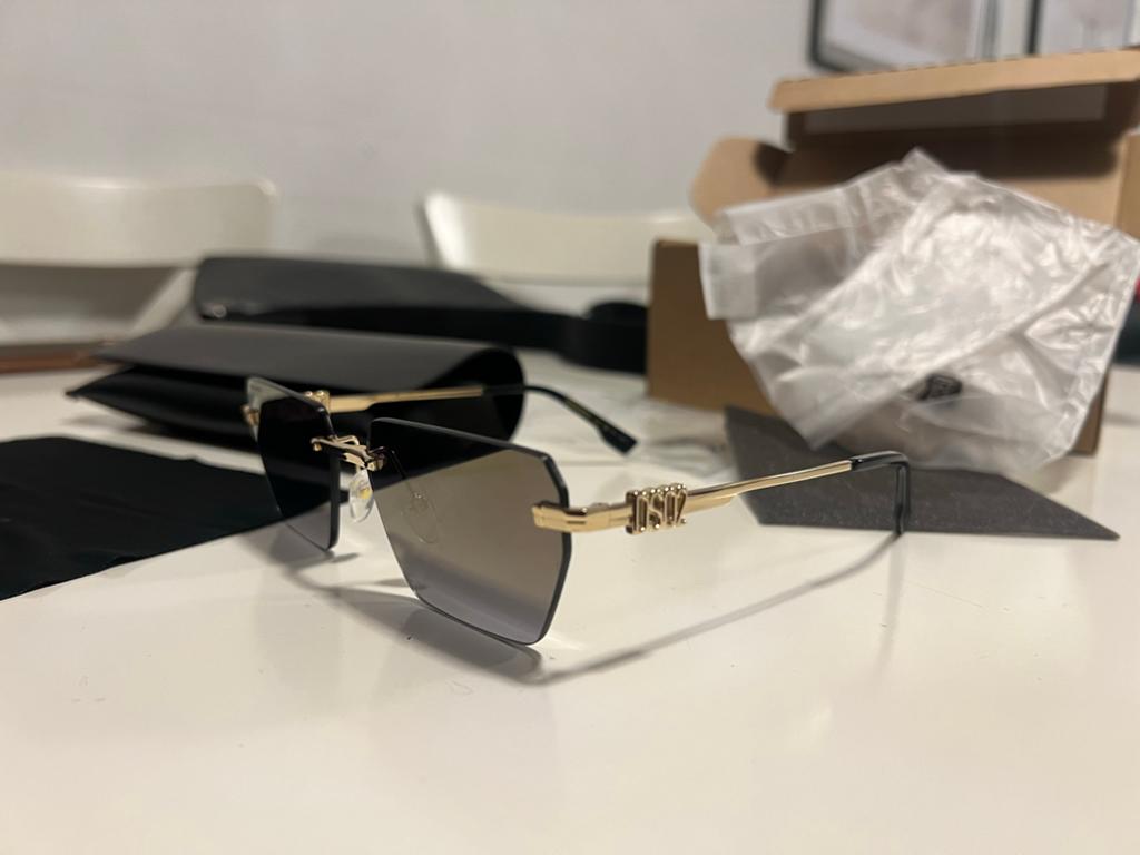 Dsquared zonnebril in Nieuwstaat, Overige merken, Zonnebril, Zwart, Ophalen of Verzenden