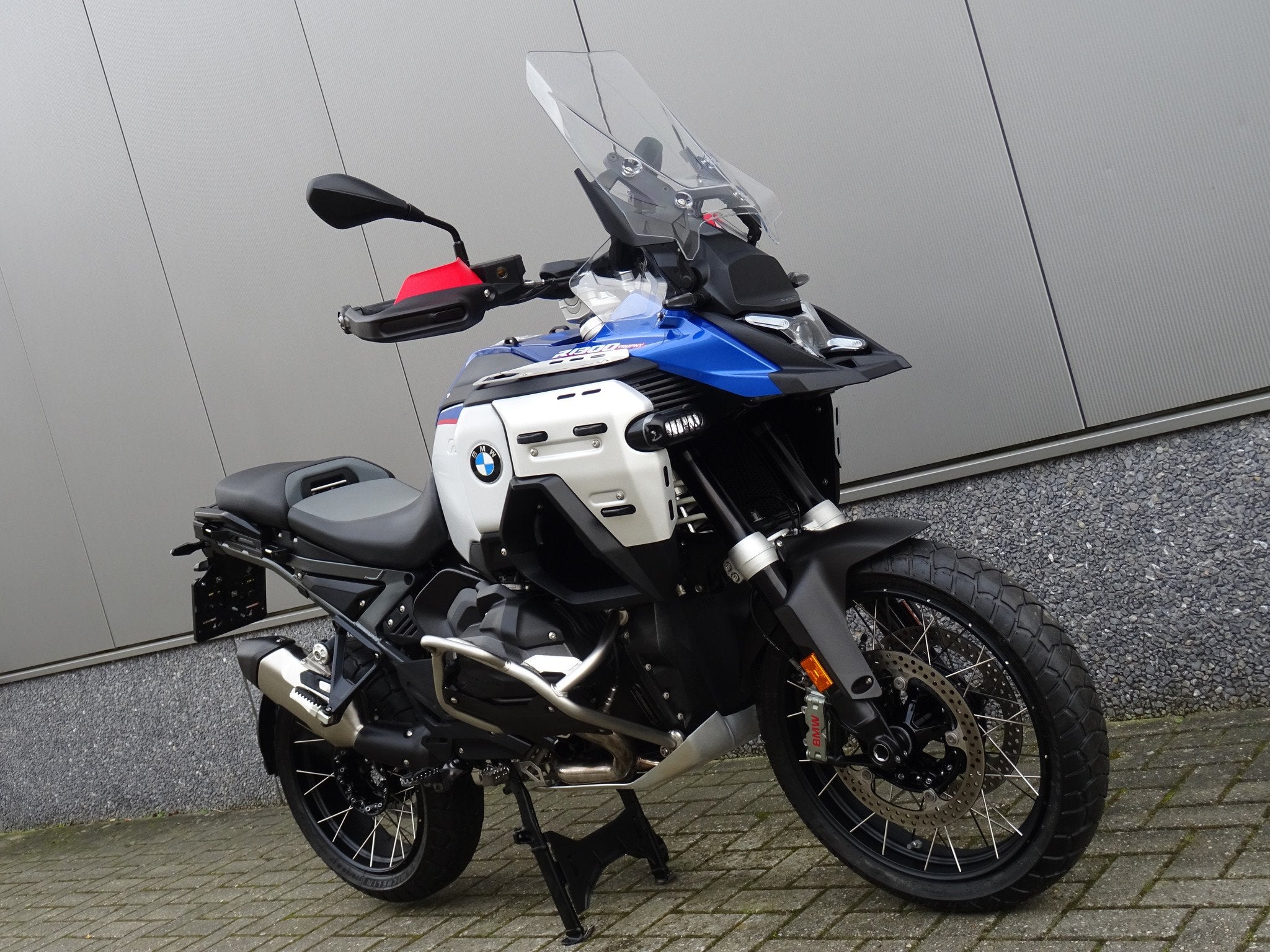 BMW R 1300 GS ADVENTURE TROPHY (bj 2025), Bedrijf, Toermotor, 1300 cc